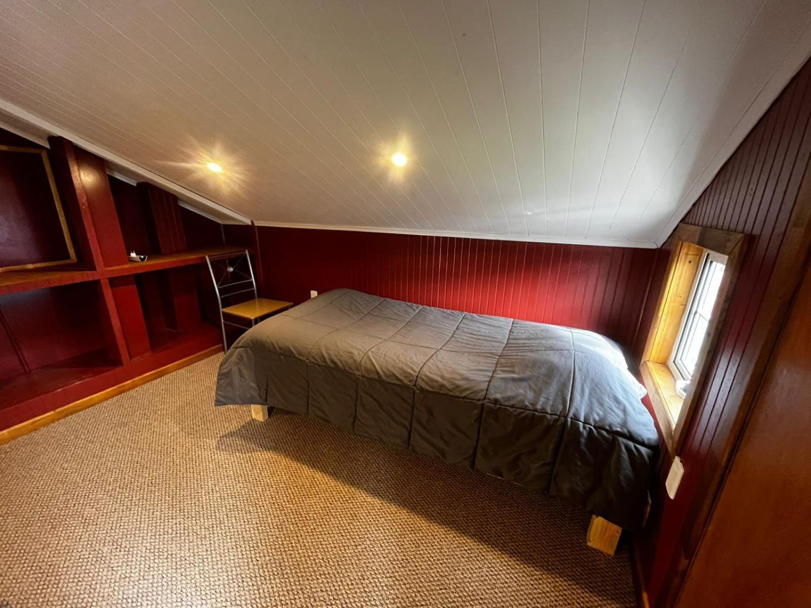 Corner Hostel Пуэрто-Наталес Экстерьер фото